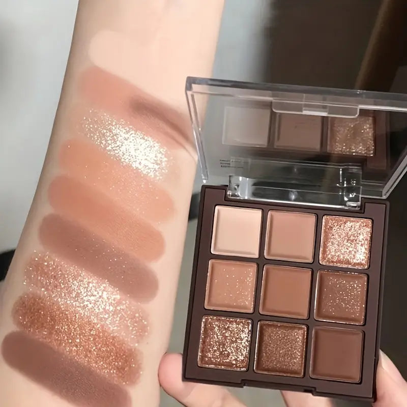 9-Shade Earthy Neutral Eyeshadow Palette