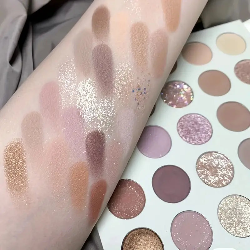 25-Shade Buttery-Smooth Eyeshadow Palette