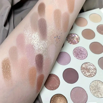 25-Shade Buttery-Smooth Eyeshadow Palette
